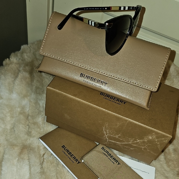 Burberry Accessories - Burberry Black Sunglasses with Tan Case
